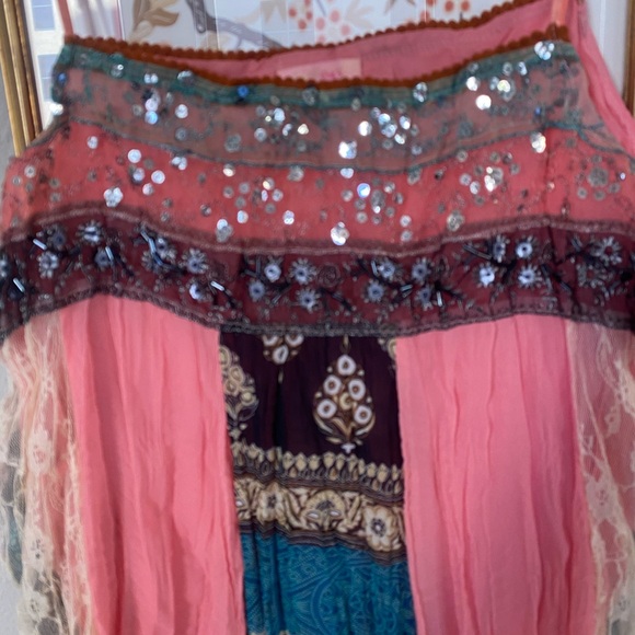 SHE' S TOP Size S - Picture 2 of 5